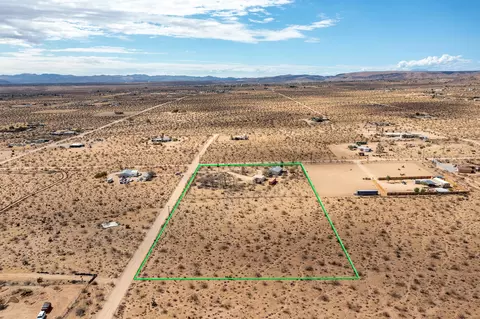 View/Area - 1959 Yetters Ln, Landers, CA 92285 photo 8 of 13