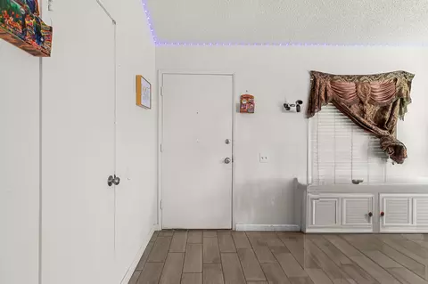 Entry Way - 45546 Aladdin St, Indio, CA 92201 photo 2 of 5