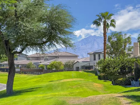 Exterior - 55650 Oaktree, La Quinta, CA 92253 photo 9 of 10