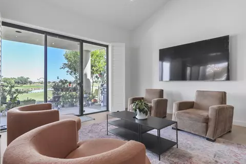 Living - 55650 Oaktree, La Quinta, CA 92253 photo 5 of 10