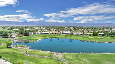View/Area - 55650 Oaktree, La Quinta, CA 92253 photo 7 of 18