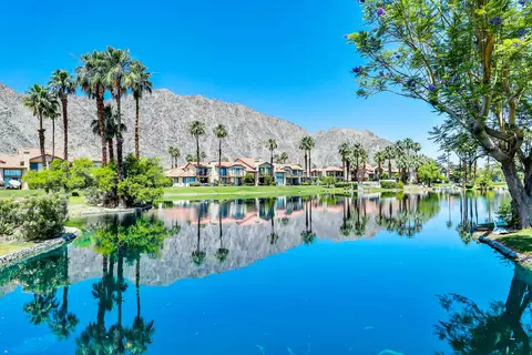 View/Area - 55650 Oaktree, La Quinta, CA 92253 photo 9 of 18