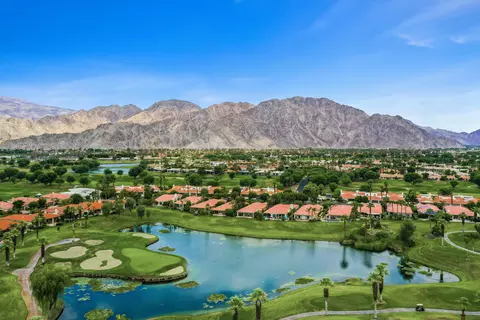 View/Area - 55650 Oaktree, La Quinta, CA 92253 photo 10 of 18