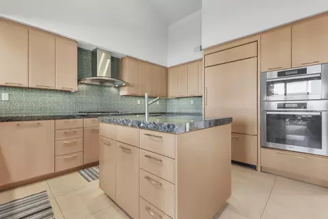 Kitchen - 55650 Oaktree, La Quinta, CA 92253 photo 6 of 6