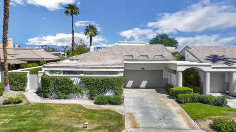 Exterior - 55650 Oaktree, La Quinta, CA 92253 photo 1 of 10