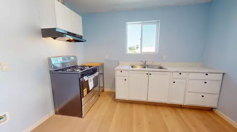 Kitchen - 43560 Arabia St, Indio, CA 92201 photo 4 of 4