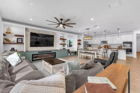 Living - 79311 Toledo Ln, Indio, CA 92203 photo 5 of 5