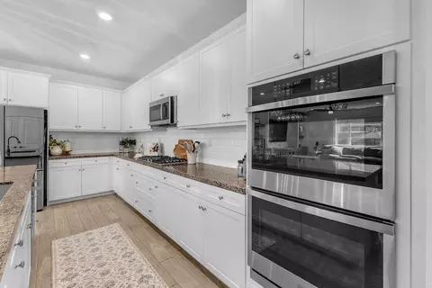 Kitchen - 79311 Toledo Ln, Indio, CA 92203 photo 5 of 6
