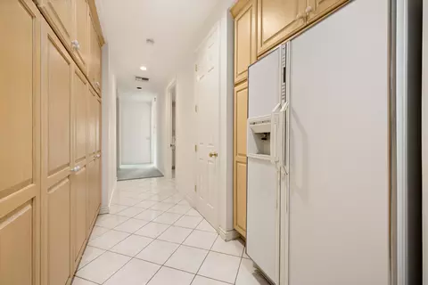 Entry Way - 82820 Avenue 54, Thermal, CA 92274 photo 4 of 7