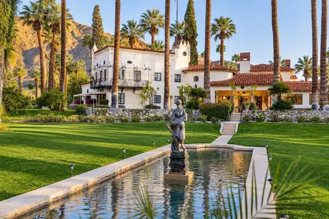 457 W Hermosa Pl, Palm Springs, CA 92262