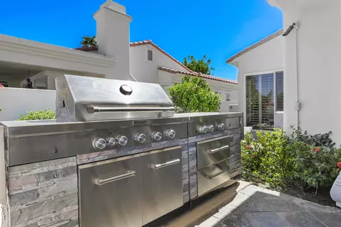 Exterior - 80920 Hermitage, La Quinta, CA 92253 photo 11 of 12