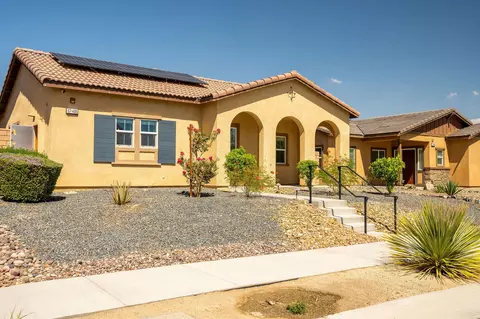67486 Rio Largo Rd, Cathedral City, CA 92234