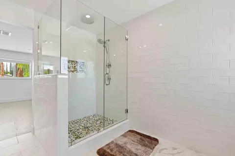 Bath - 7429 Cardillo Trl, Yucca Valley, CA 92284 photo 3 of 5