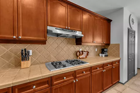 Kitchen - 82902 Generations Dr, Indio, CA 92203 photo 8 of 9
