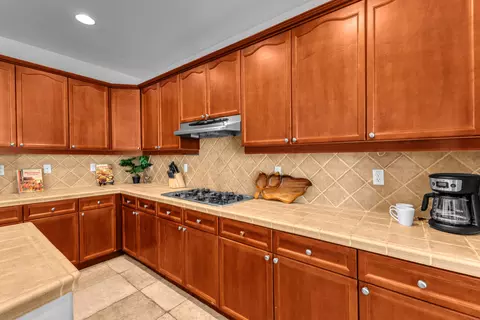 Kitchen - 82902 Generations Dr, Indio, CA 92203 photo 5 of 9