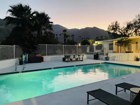 2724 N Junipero Ave, Palm Springs, CA 92262