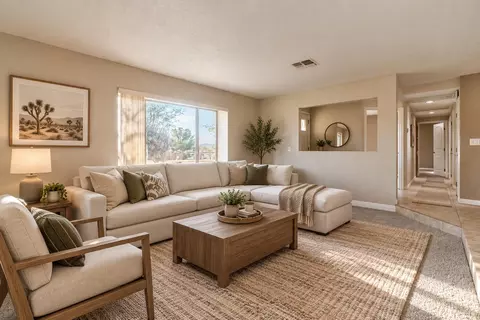 Living - 8395 Keats Ave, Yucca Valley, CA 92284 photo 2 of 7
