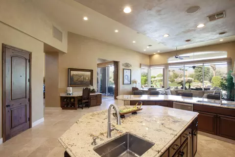 Kitchen - 79110 Casa Vida Cir, La Quinta, CA 92253 photo 3 of 5