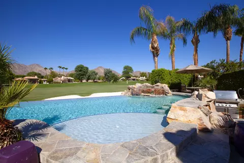 Exterior - 79110 Casa Vida Cir, La Quinta, CA 92253 photo 6 of 7