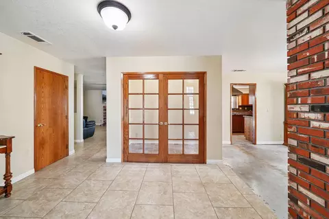 Entry Way - 36261 Serape Dr, Yucaipa, CA 92399 photo 2 of 8