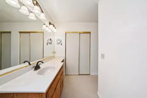 Bath - 36261 Serape Dr, Yucaipa, CA 92399 photo 4 of 4