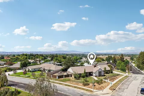 View/Area - 36261 Serape Dr, Yucaipa, CA 92399 photo 4 of 9