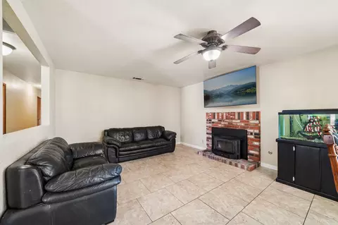 Living - 36261 Serape Dr, Yucaipa, CA 92399 photo 7 of 7
