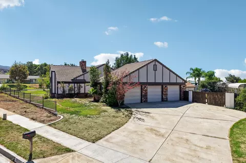 Exterior - 36261 Serape Dr, Yucaipa, CA 92399 photo 15 of 18