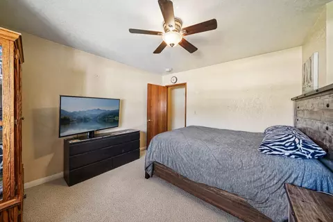 Bedroom - 36261 Serape Dr, Yucaipa, CA 92399 photo 4 of 4