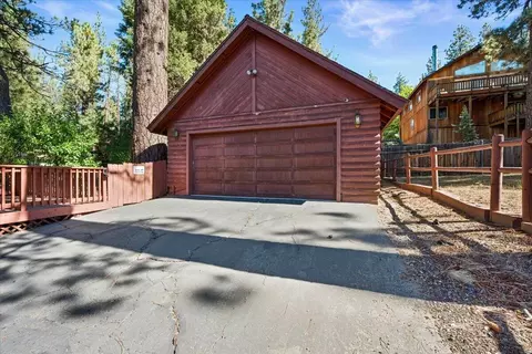 Exterior - 751 Tehama Dr, Big Bear Lake, CA 92315 photo 5 of 6