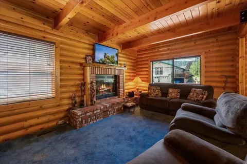 Living - 751 Tehama Dr, Big Bear Lake, CA 92315 photo 2 of 3