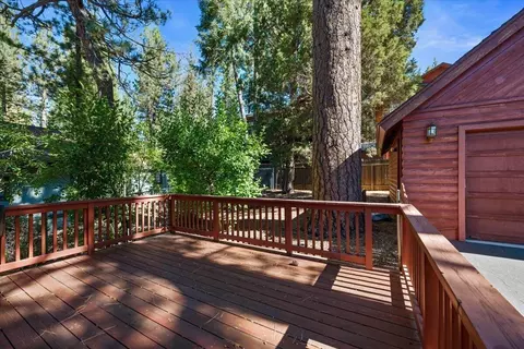 Exterior - 751 Tehama Dr, Big Bear Lake, CA 92315 photo 4 of 6