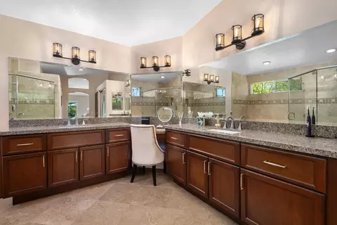 Bath - 58 Sutton Pl E, Palm Desert, CA 92211 photo 1 of 6