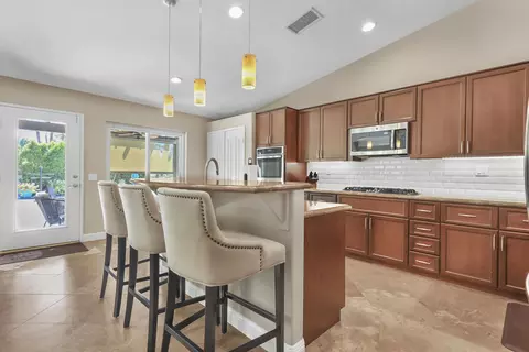 Kitchen - 58 Sutton Pl E, Palm Desert, CA 92211 photo 2 of 3