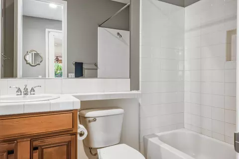 Bath - 80596 Tangelo Ct, Indio, CA 92201 photo 7 of 7