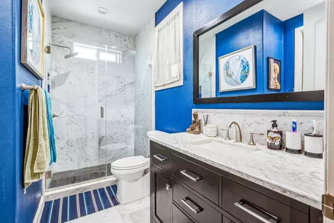 Bath - 80596 Tangelo Ct, Indio, CA 92201 photo 2 of 7