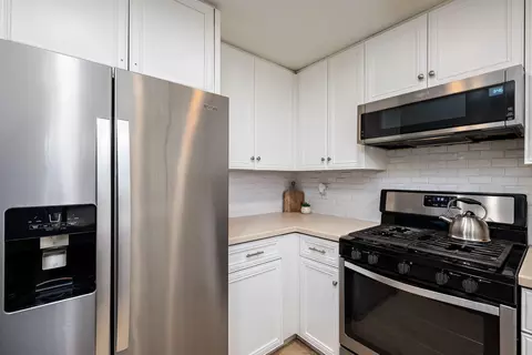 Kitchen - 48911 Taylor St, Indio, CA 92201 photo 5 of 5