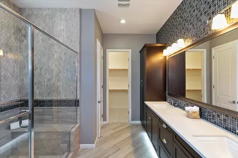 Bath - 51678 Hawthorne Ct, Indio, CA 92201 photo 3 of 3