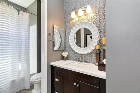 Bath - 51678 Hawthorne Ct, Indio, CA 92201 photo 1 of 3