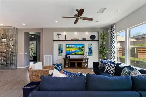 Living - 51678 Hawthorne Ct, Indio, CA 92201 photo 2 of 2