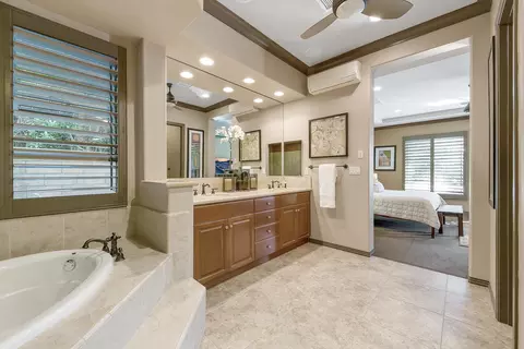 Bath - 80913 Gentle Breeze Dr, Indio, CA 92201 photo 5 of 5