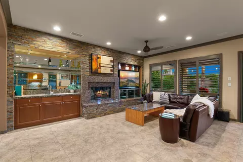Living - 80913 Gentle Breeze Dr, Indio, CA 92201 photo 3 of 4