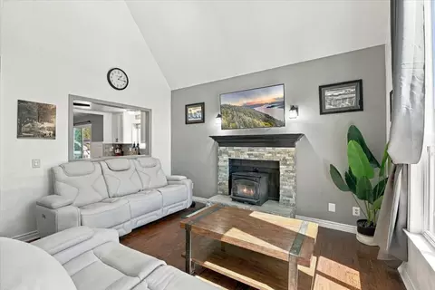 Living - 2125 State Ln, Big Bear City, CA 92314 photo 2 of 3