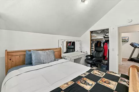 Bedroom - 2125 State Ln, Big Bear City, CA 92314 photo 6 of 8