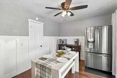 Dining - 2125 State Ln, Big Bear City, CA 92314 photo 1 of 2
