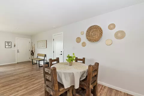 Dining - 61587 Desert Air Rd, Joshua Tree, CA 92252 photo 3 of 3