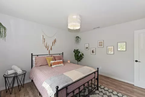 Bedroom - 61587 Desert Air Rd, Joshua Tree, CA 92252 photo 2 of 6