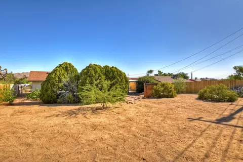 Exterior - 61587 Desert Air Rd, Joshua Tree, CA 92252 photo 11 of 13