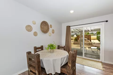 Dining - 61587 Desert Air Rd, Joshua Tree, CA 92252 photo 2 of 3