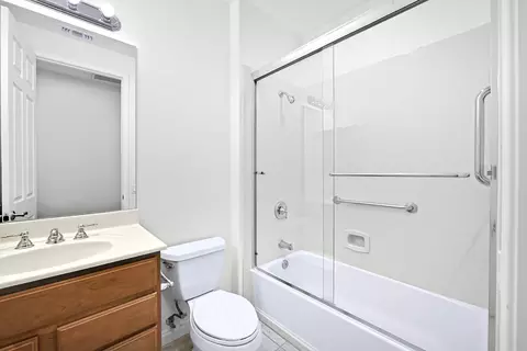 Bath - 41480 Via Arleta, Indio, CA 92203 photo 2 of 2